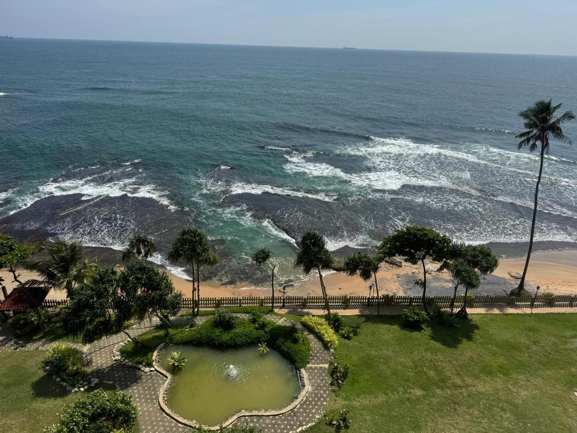 Oceanfront Galle Apartment L4-10 Exterior photo
